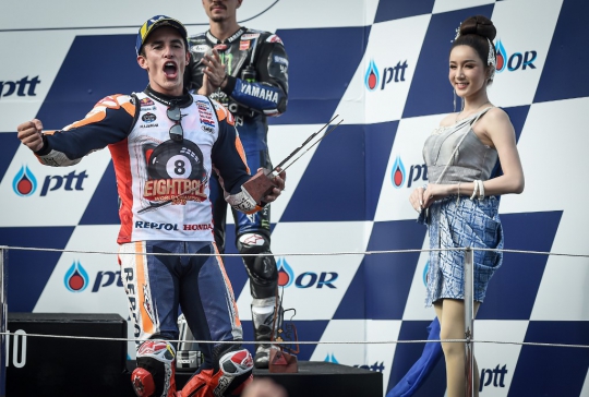 Jadi Juara Dunia MotoGP, Marquez Selebrasi Dekat Model Cantik Thailand