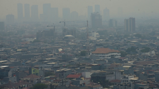 Penampakan Jakarta Diselimuti Udara Tidak Sehat