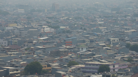 Penampakan Jakarta Diselimuti Udara Tidak Sehat