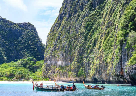 Pemulihan Kerusakan Lingkungan, Maya Bay Thailand Ditutup Hingga 2021