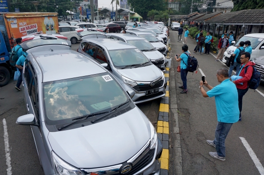 Menjajal New Daihatsu Sigra Taklukkan Tanjakan Menuju Cikole