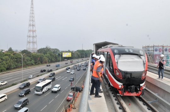 Progres Pembangunan Stasiun LRT Cibubur Capai 60 Persen