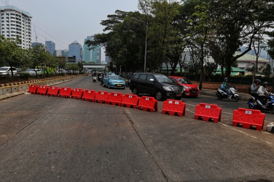 Jelang Pelantikan Presiden, Jalan di Sekitar Gedung DPR Ditutup