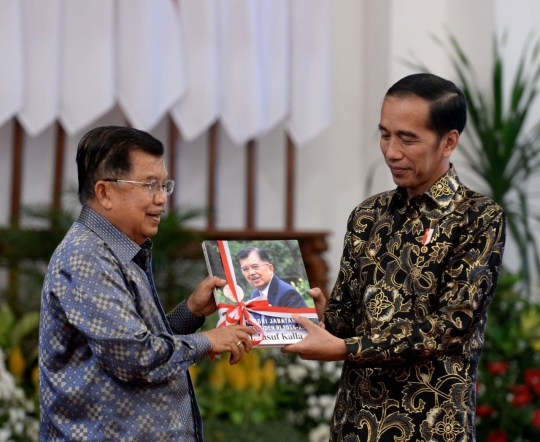 Momen Indah Perpisahan Jokowi dengan Menteri Kabinet Kerja