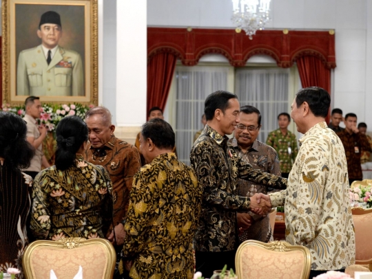 Momen Indah Perpisahan Jokowi dengan Menteri Kabinet Kerja