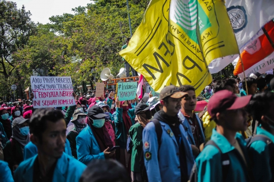 Demo di Patung Kuda, Massa BEM SI Tuntut Penerbitan Perppu KPK
