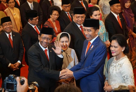 Momen Jokowi Melantik Para Menteri Kabinet Indonesia Maju