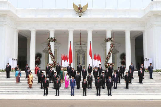 Momen Jokowi Melantik Para Menteri Kabinet Indonesia Maju