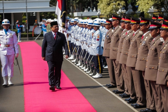 Penyambutan Menhan Prabowo Sebelum Sertijab di Kementerian Pertahanan