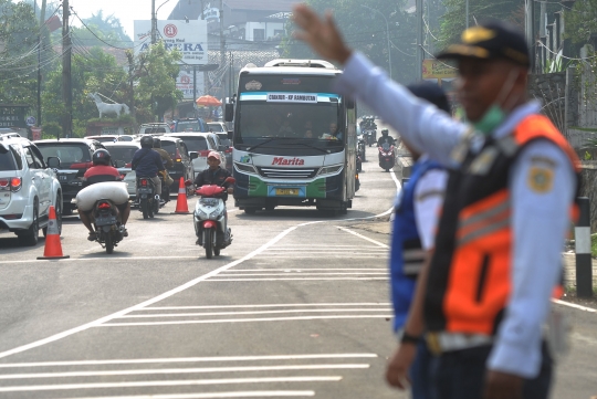 Uji Coba Sistem Kanalisasi 2-1 Jalur Puncak