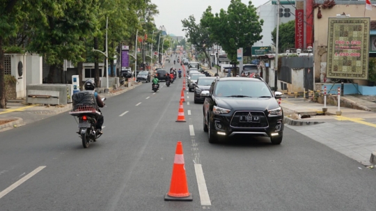 Upaya Urai Kemacetan, Lalin Jalan Kemang Raya Direkayasa