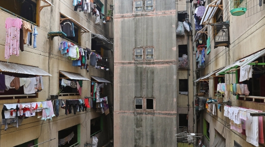 Potret Kehidupan Warga Rusun Cilincing