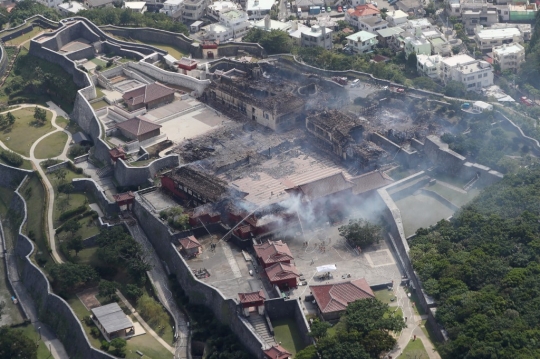 Foto Udara Kastil Shuri di Jepang yang Habis Terbakar