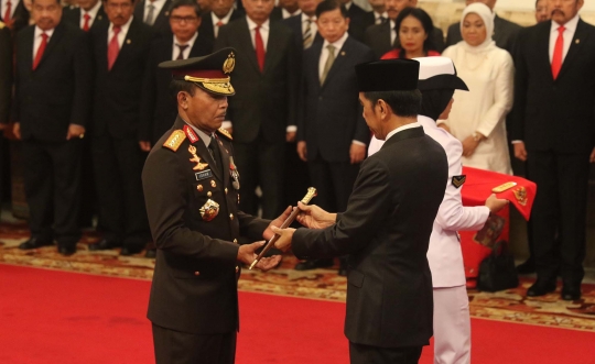 Presiden Jokowi Lantik Idham Azis Jadi Kapolri