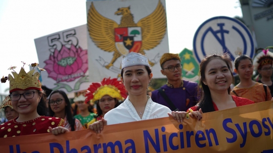 Kampanyekan Perdamaian, Komunitas Lintas Agama Gelar Gerak Jalan