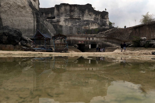 Kering, Bukit Jaddih di Madura Tetap Jadi Primadona Wisatawan