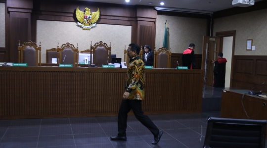 JPU Tuntut Bowo Sidik Pangarso 7 Tahun Penjara