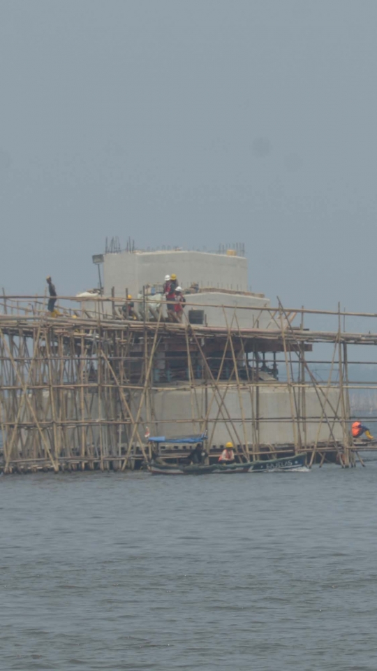 Meninjau Pembangunan Proyek Jembatan PIK 1 dan PIK 2