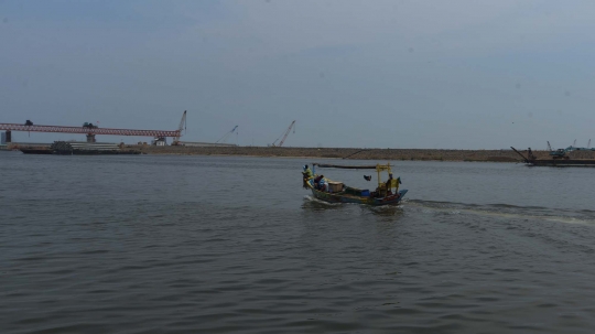 Meninjau Pembangunan Proyek Jembatan PIK 1 dan PIK 2