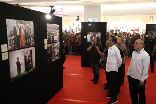 Presiden Jokowi Kunjungi Pameran Foto Membangun Indonesia