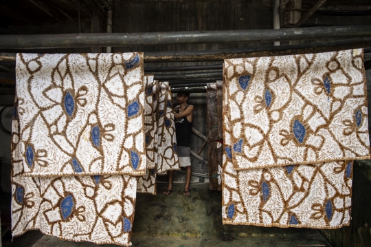 Menengok Pembuatan Kain Batik di Sidoarjo