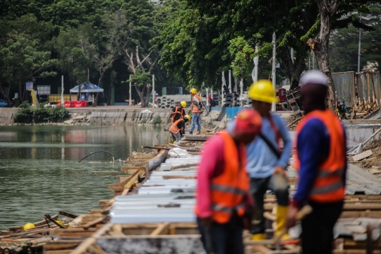 Danau Sunter Dipercantik dengan Pemasangan Turap