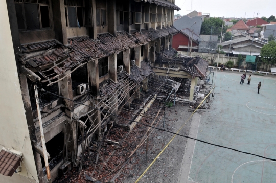 Yang Tersisa Pascakebakaran Gedung SMK Yadika 6