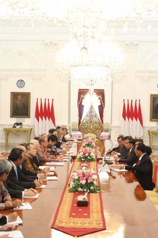 Jokowi Bertemu JAPINDA di Istana Merdeka