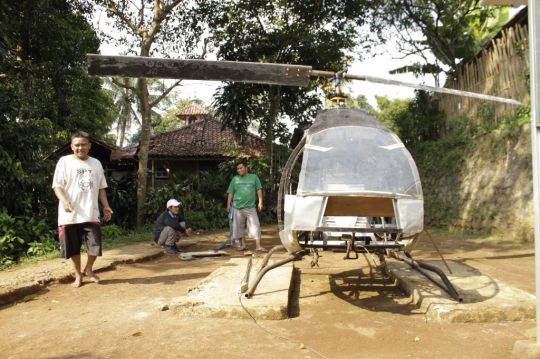 Penampakan Helikopter Bermesin Genset Buatan Warga Sukabumi
