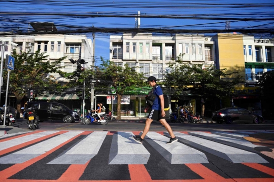 Tampilan Zebra Cross 3D di Thailand yang Curi Perhatian Pejalan Kaki