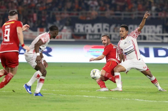 HUT ke-91, Persija Unggul 1-0 Atas Persipura