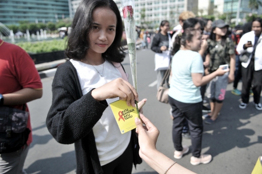 Aksi Peringatan Hari AIDS Sedunia