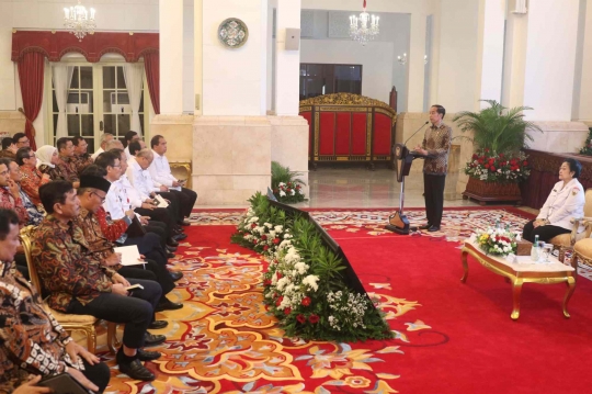 Jokowi Beri Arahan Pembumian Pancasila di Istana Negara