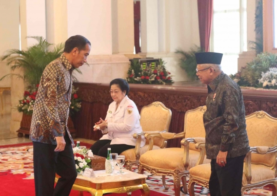 Jokowi Beri Arahan Pembumian Pancasila di Istana Negara
