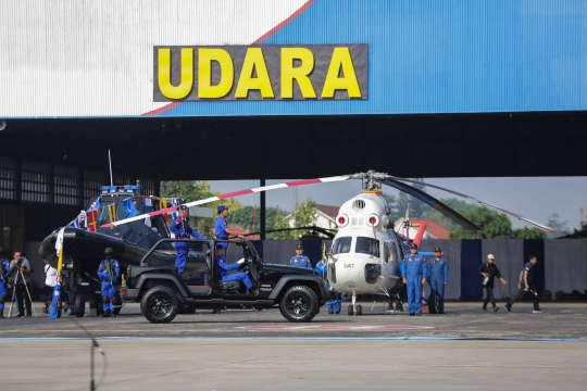 Kapolri Idham Azis Pimpin Upacara HUT Polairud Ke-69