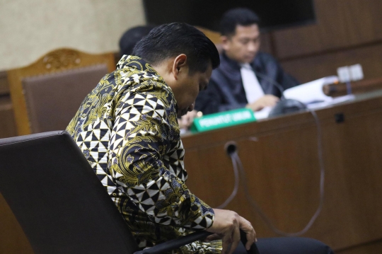 Ekspresi Bowo Sidik Pangarso Divonis 5 Tahun Penjara