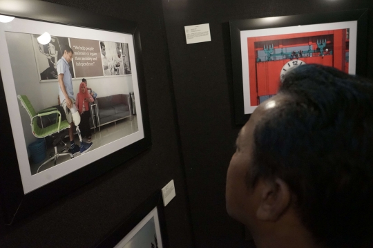 Melihat Pameran Foto Tumbuh Maju Bersama Pekerja Indonesia