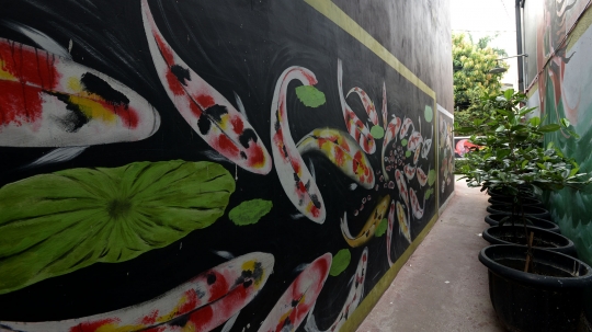 Warna-warni Mural Percantik Kampung di Pengadegan