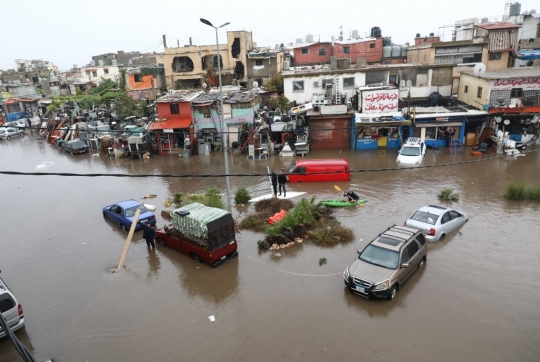 Diguyur Hujan Deras, Lebanon Terendam Banjir