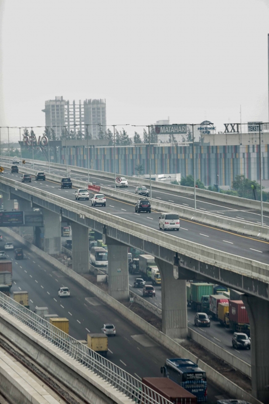 Tol Layang Jakarta-Cikampek II Mulai Ramai Dilalui Kendaraan