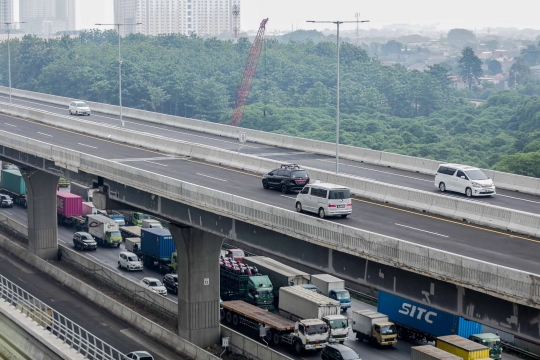 Tol Layang Jakarta-Cikampek II Mulai Ramai Dilalui Kendaraan