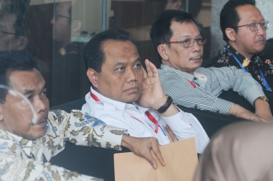 KPK Panggil Direktur Operasional Bulog Tri Wahyudi Saleh