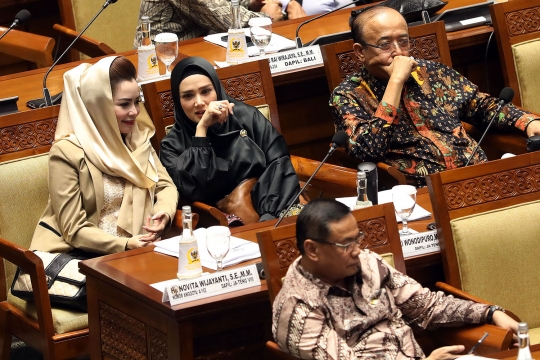 Ketua DPR Puan Maharani Tutup Masa Persidangan I 2019-2020