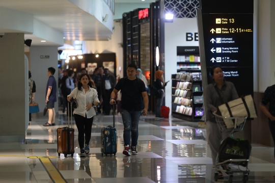 Jelang Natal dan Tahun Baru, Pemudik Mulai Padati Bandara Soekarno-Hatta