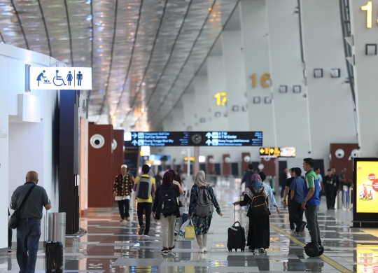 Jelang Natal dan Tahun Baru, Pemudik Mulai Padati Bandara Soekarno-Hatta