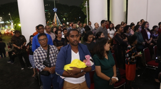 Suasana Khidmat Malam Natal di Gereja Immanuel