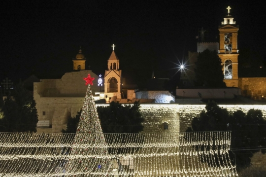 Gemerlap Perayaan Natal di Palestina