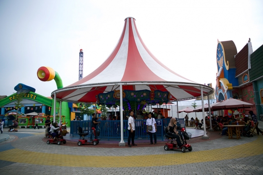 Mengunjungi Saloka Park, Taman Rekreasi Tematik terbesar di Jawa Tengah