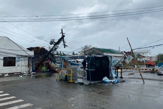 Topan Phanfone Terjang Filipina di Hari Natal