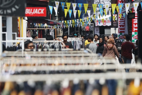 Berburu Pakaian Merek Lokal di Jakcloth Year End Sale 2019